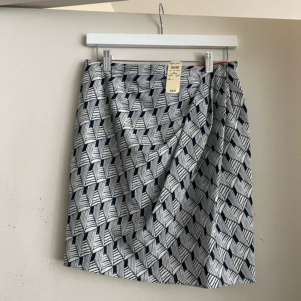 O’ 2nd Print Mini Skirt NWT